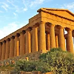 Bamboo Luxury Agrigento Bed & Breakfast 4*