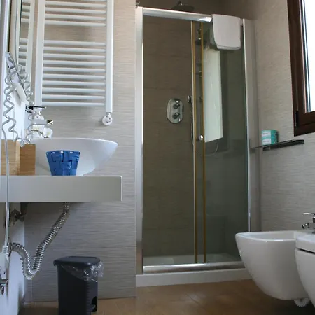 Bamboo Luxury Bed and breakfast 4*