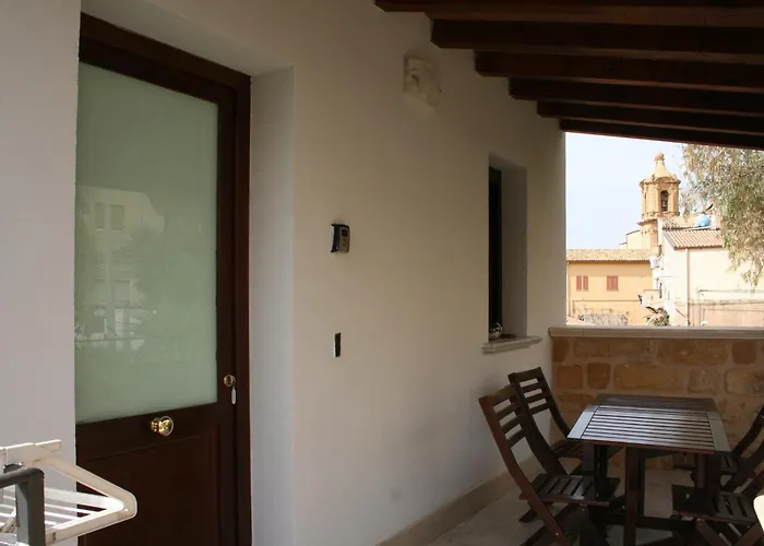 Bamboo Luxury Bed & Breakfast 4*